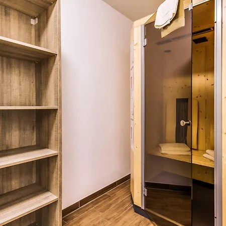 Lagovida Moewenblick A Am Stoermthaler