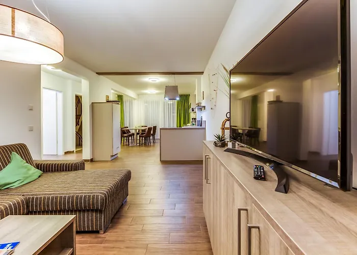 Lagovida Moewenblick A Am Stoermthaler Daire *